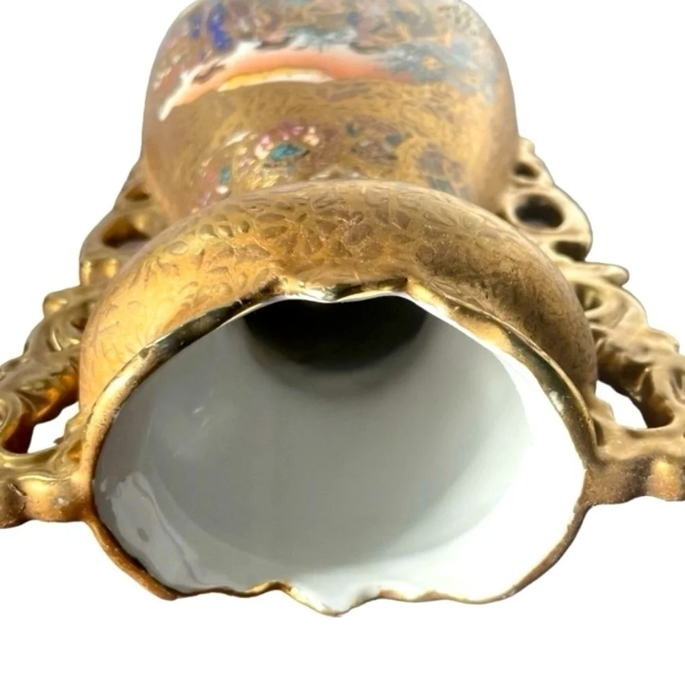 Vintage Satsuma Hand Painted Gold
Gilded Vase. Geisha ladies on both sides. - Picture 11 of 15